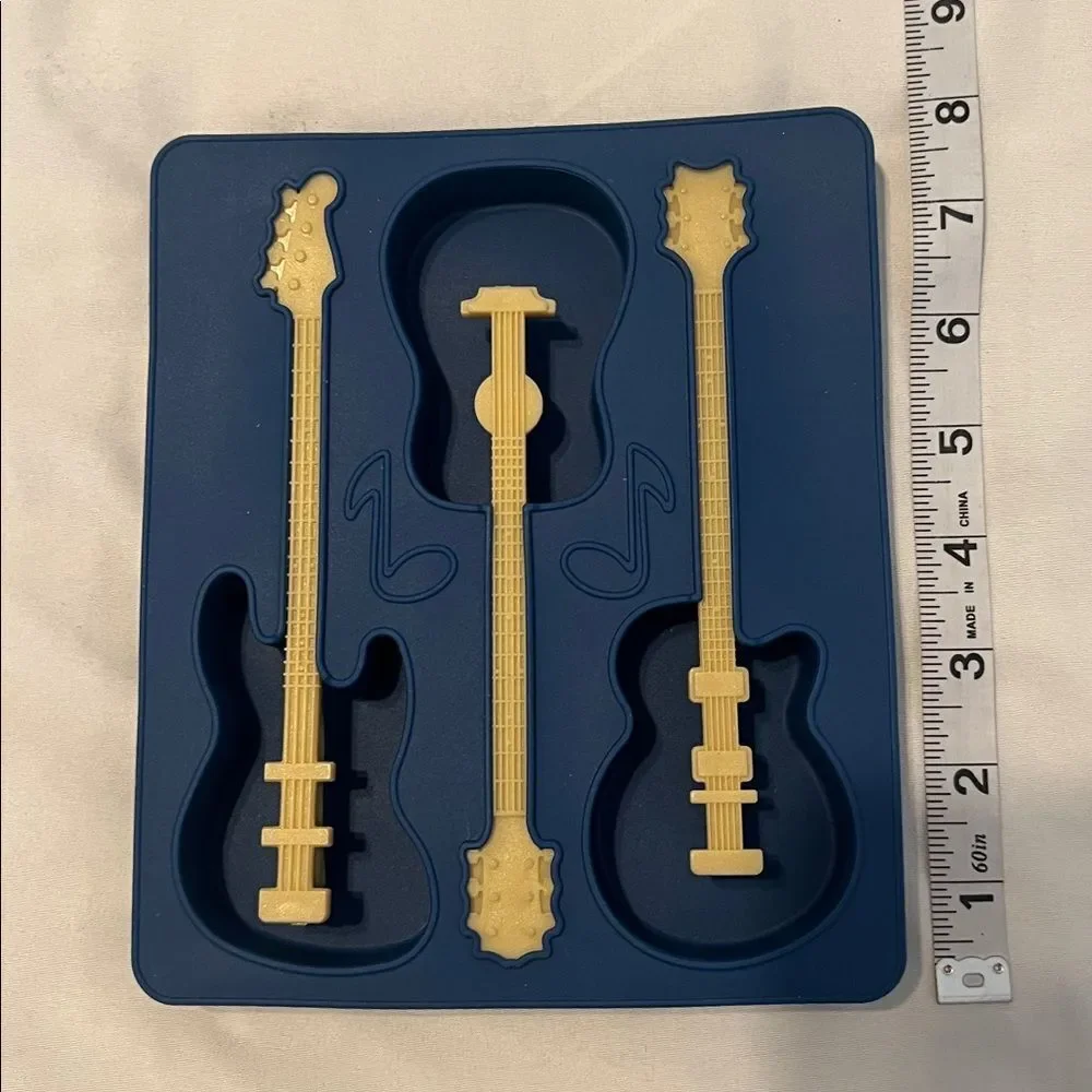 Fred Cool Jazz NIB Guitar Shaped Ice Cube Tray